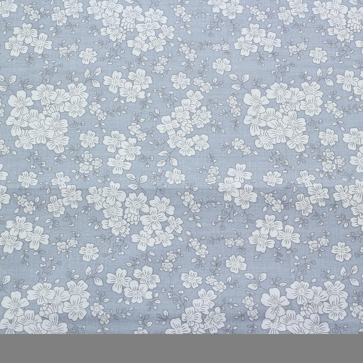 CraftsFabrics Fat Quarter Bundle CraftsFabrics 7pcs Light Grey Printed Cotton Fat Quarters