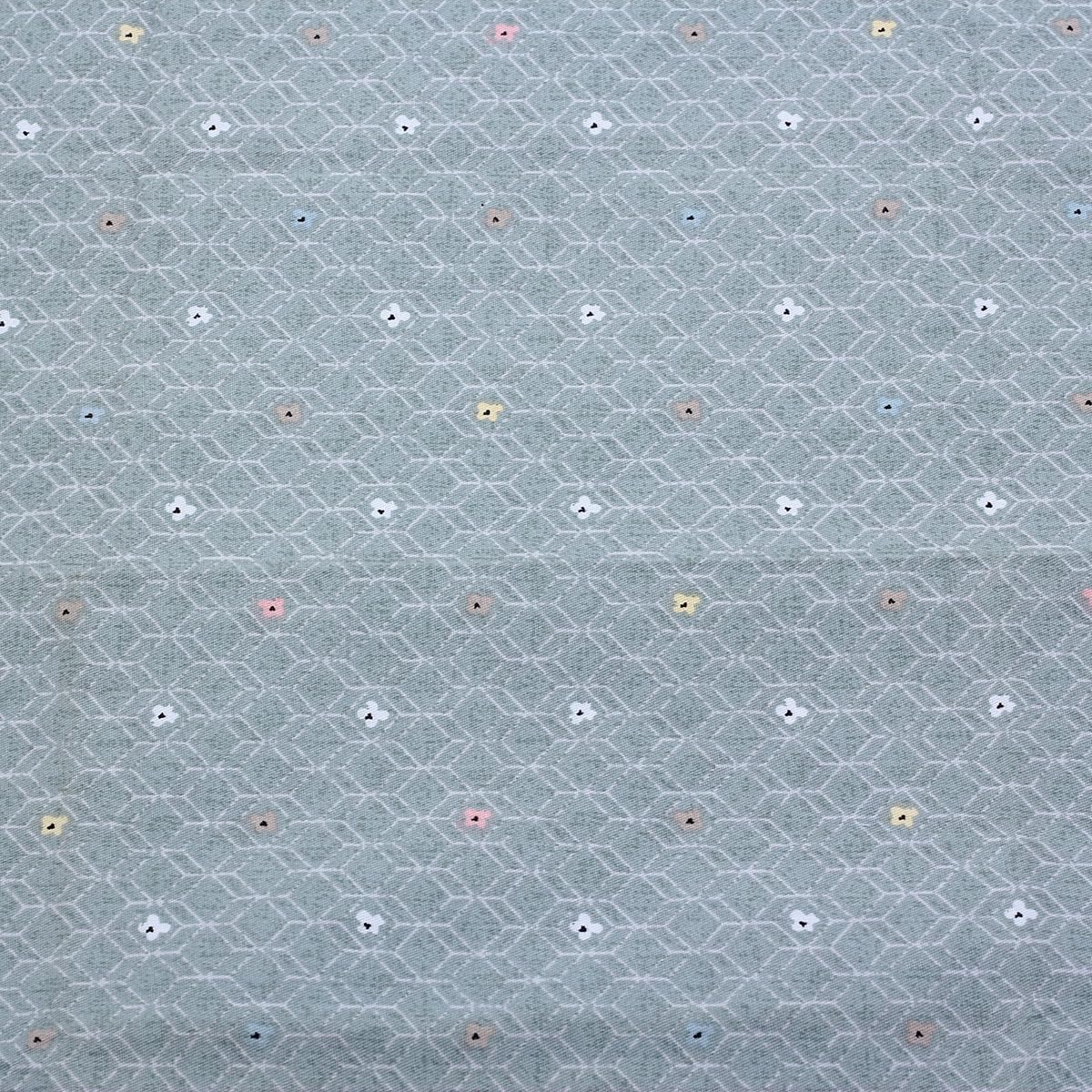 CraftsFabrics Fat Quarter Bundle CraftsFabrics 7pcs Light Grey Printed Cotton Fat Quarters