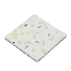 CraftsFabrics 2,5'' x 44'' Floral &amp; Checkered 42Pcs Charm Pack Tissu prédécoupé 100% coton pour quilting, scrapbooking, couture, patchwork