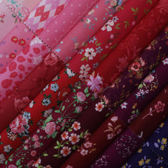 CraftsFabrics Crimson Garden 40Pcs 100% Cotton Charm Pack