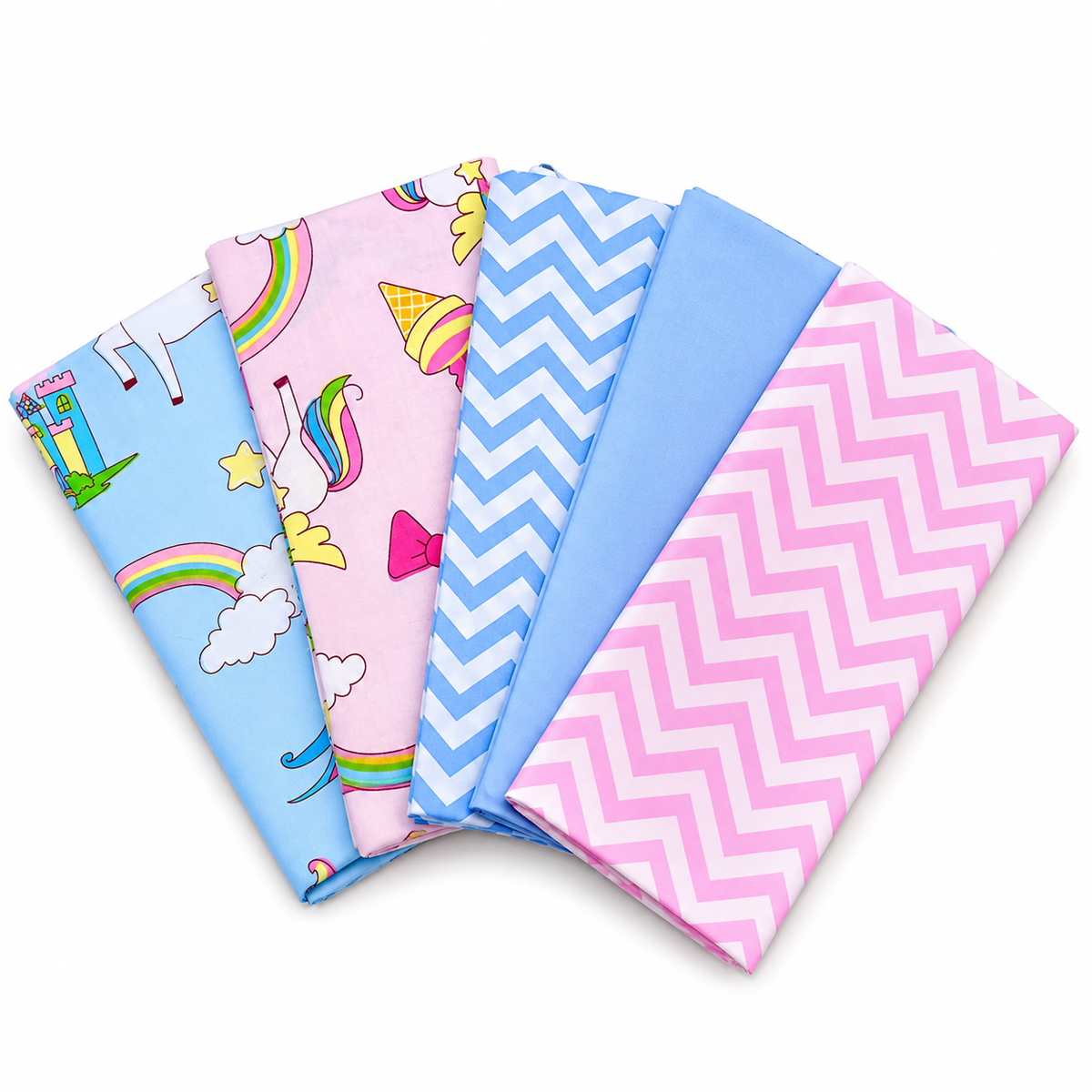 CraftsFabrics Lot de 5 tissus en coton imprimés licorne, arc-en-ciel, château, nuages, 50 x 40 cm de large, pour patchwork, quilting, couture, coussin