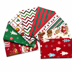 Lot de 8 Fat Quarters de tissu de Noël CraftsFabrics, 100 % coton