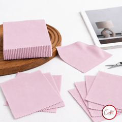 CraftsFabrics Red 100% Cotton 42pcs Plain 5"x 5" Charm Pack