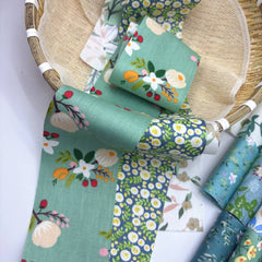 CraftsFabrics 6.5*50cm 40pcs Pre-Cut Green Printed Jelly Rolls Strips 100% Cotton for Quilting, Scrapbooking, Sewing, Crafts, Patchwork