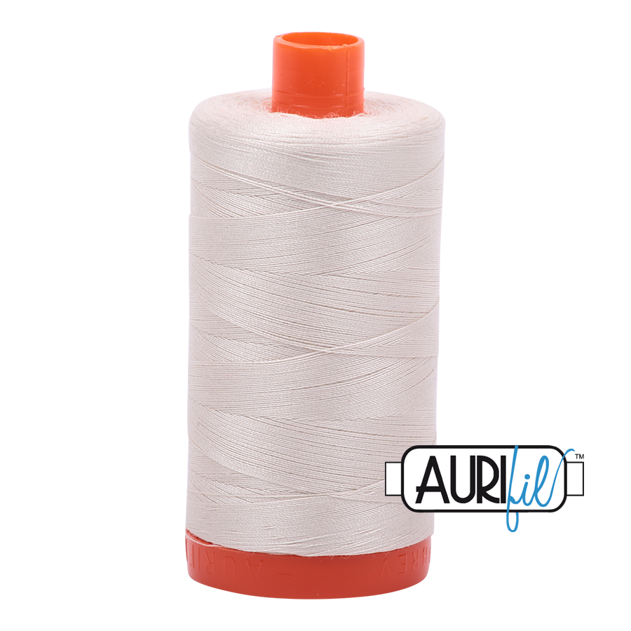 Aurifil Mako-Baumwolle, massiv, 50 WT, silberweiße Baumwolle, 1 große Spule – 1 x 1280 m, ideal für Maschinenstickerei, Quilten und Nähen