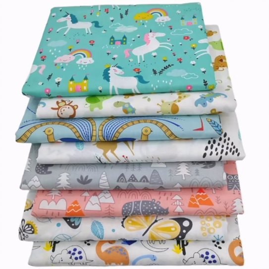 CraftsFabrics 8pcs 100% Cotton 45x55cm Wide Animal Adventures Printed Cotton Fat Quarter for Crafting, Quilting, Patchwork, Kid's Craft