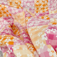 Tissu vichy arc-en-ciel, petit format – The Crafty Pie, 100 % viscose, 152 cm de large, pour loisirs créatifs, couture, matelassage et loisirs créatifs pour enfants.