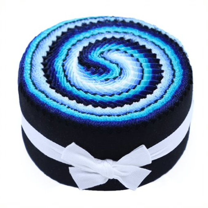 CraftsFabrics Midnight Sapphire 100% Cotton 40Pcs/Roll Pre-Cut Jelly Rolls Strips 2.5"x 44" Wide Ideal for Quilting, Scrapbooking, Sewing, Patchwork