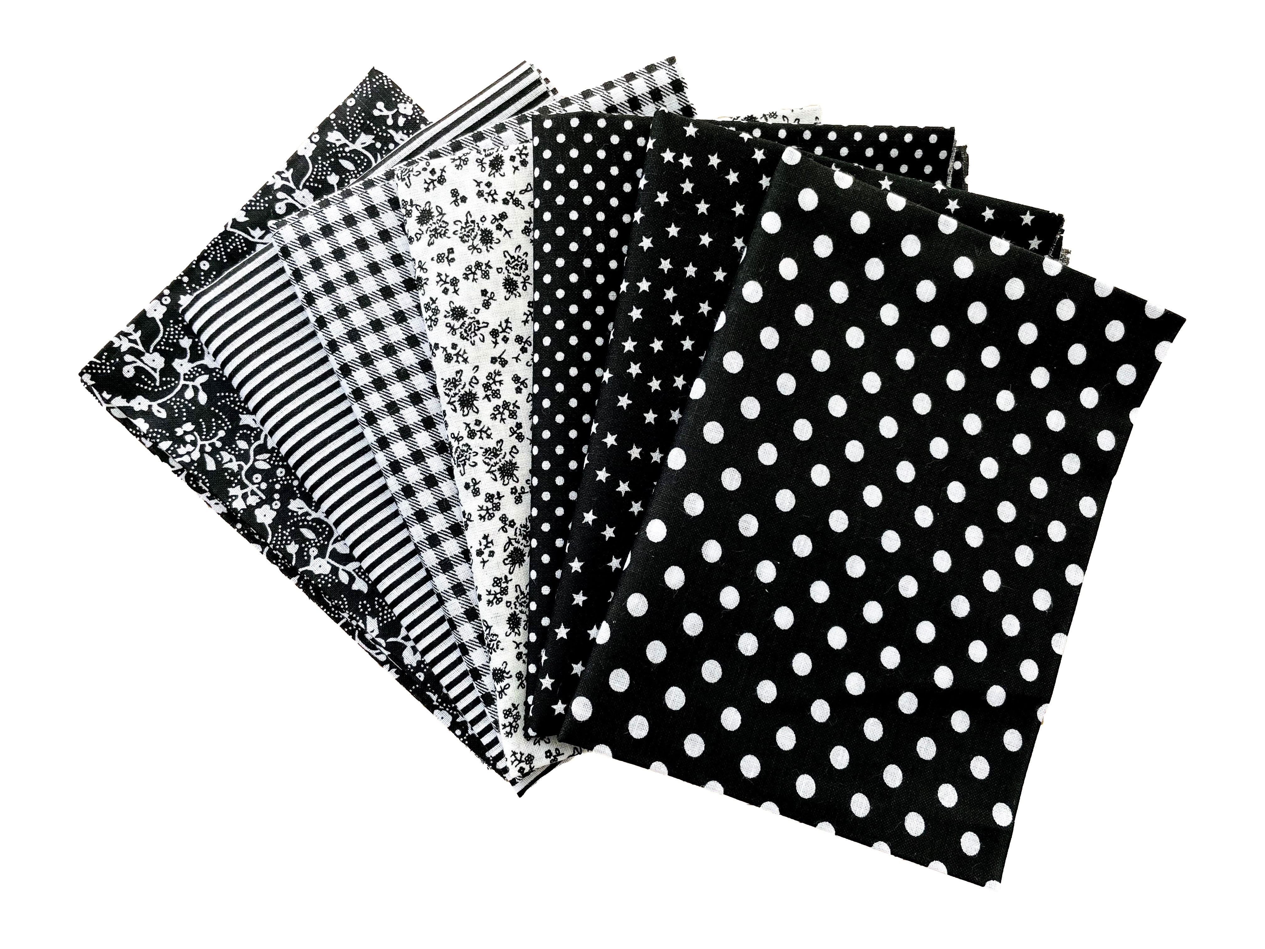 CraftsFabrics Black Fat Quarters Fabric Bundle Pack of 7